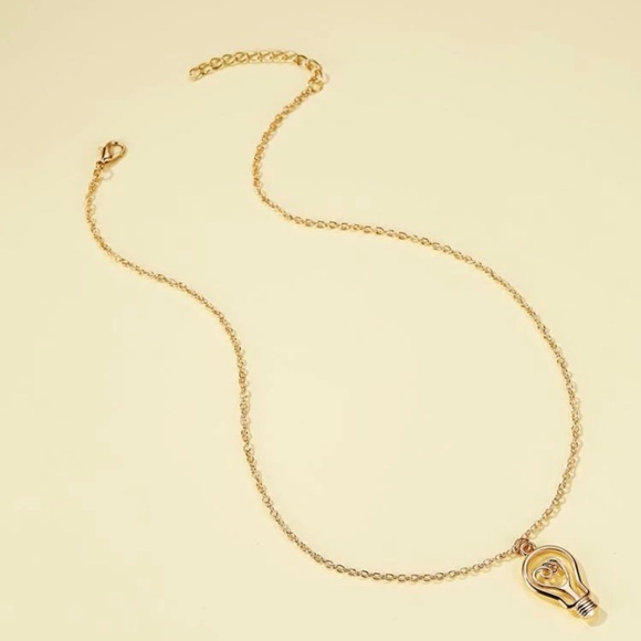 3/$30 💛 Light Bulb Pendant Necklace - Picture 2 of 4